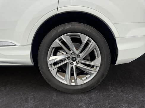 Used 2021 Audi Q7 3.0T Premium Plus AWD/4WD image 14