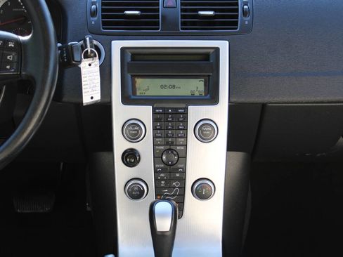 Used 2013 Volvo C70 T5 w/ Climate Pkg image 34