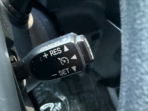 Used 2012 Toyota Prius C Four FWD image 25