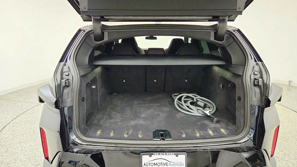 Used 2024 BMW XM AWD/4WD image 24