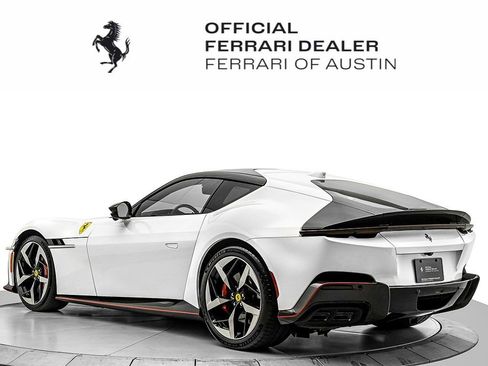 Certified 2025 Ferrari 12Cilindri RWD image 5