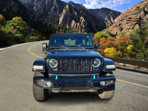 Used 2024 Jeep Wrangler High Altitude AWD/4WD image 6