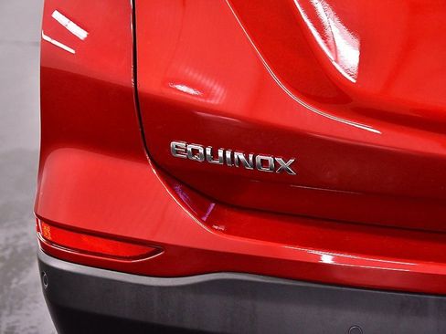 Used 2023 Chevrolet Equinox LT image 10