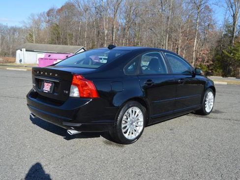 Used 2011 Volvo S40 T5 w/ Preferred Pkg image 8