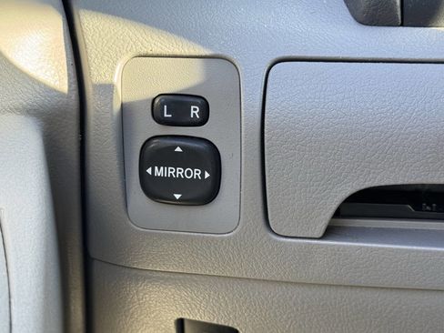 Used 2008 Toyota Camry Hybrid image 40