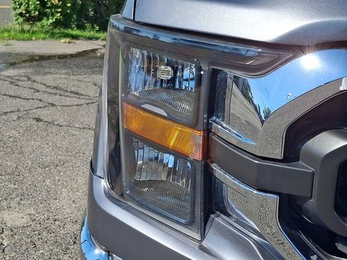 Used 2023 Ford F150 XLT AWD/4WD image 9