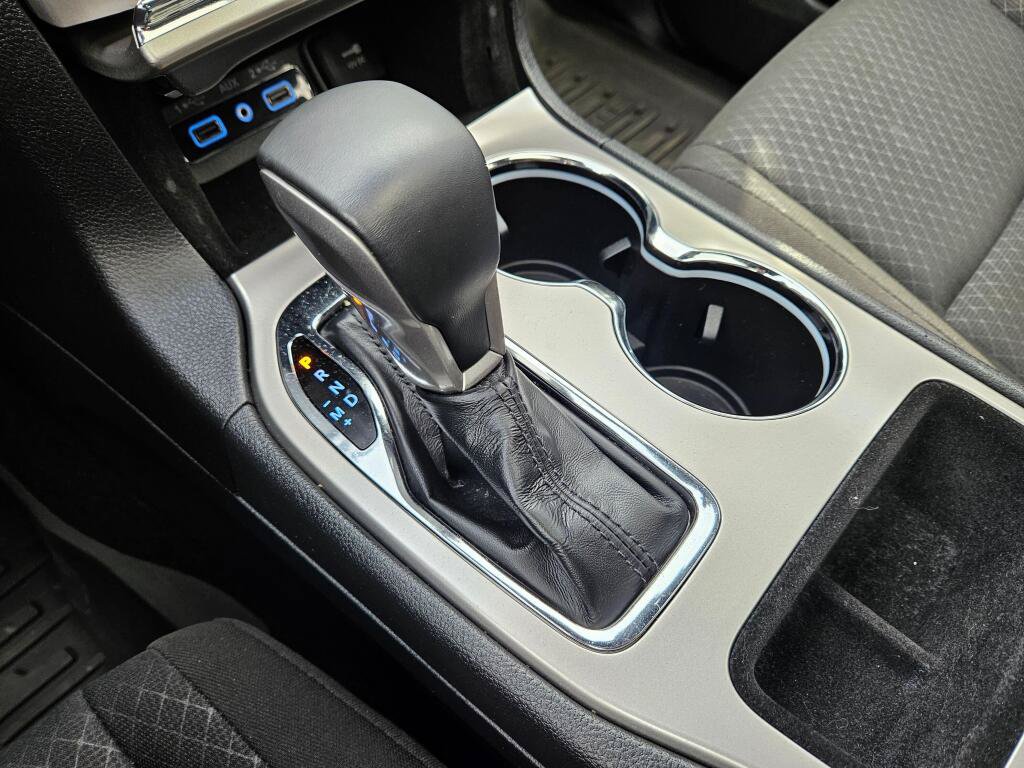 Used 2021 Jeep Grand Cherokee Laredo AWD/4WD image 27