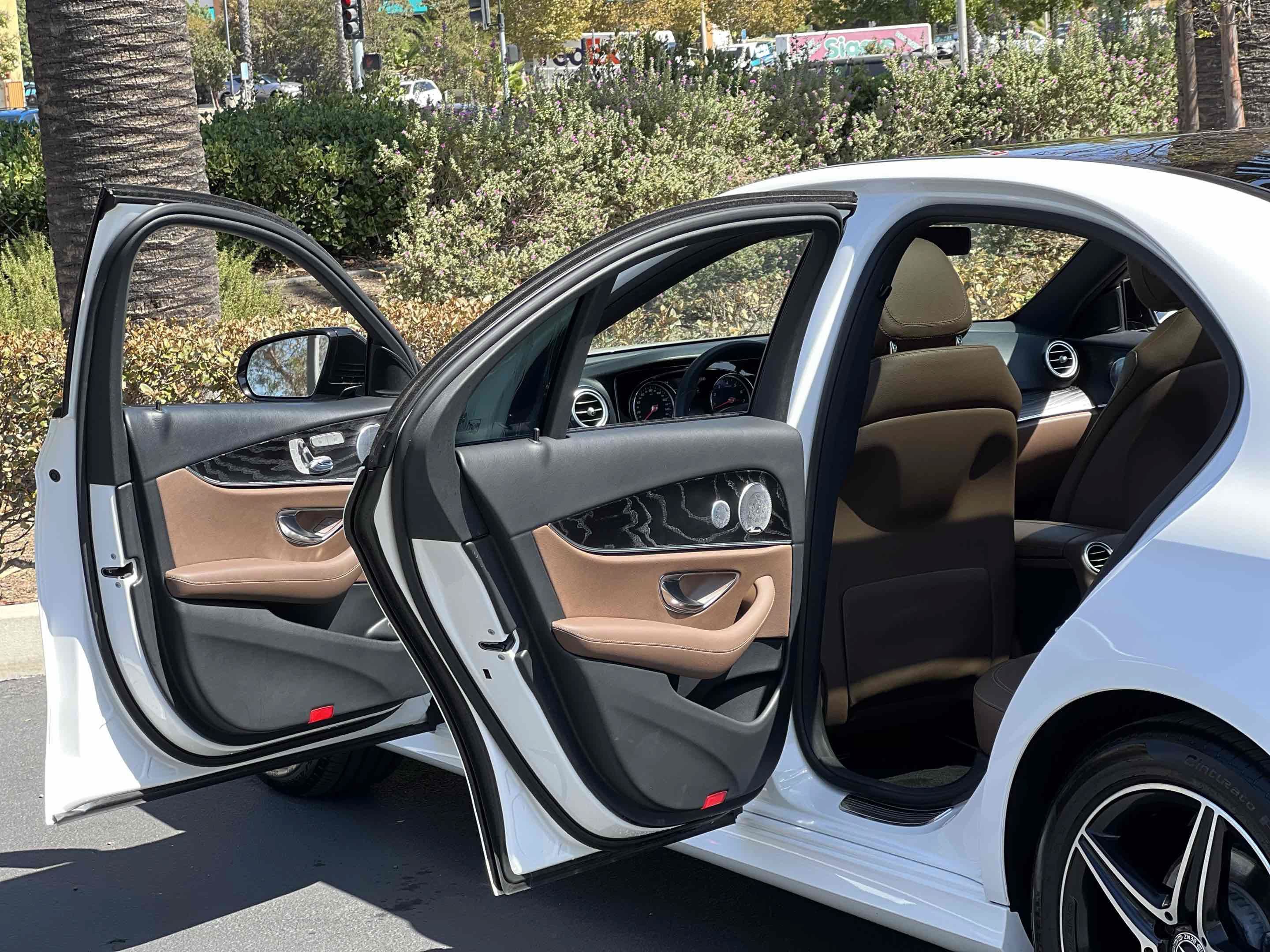 Used 2018 Mercedes-Benz E 300 image 34
