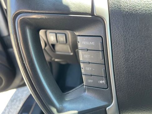 Used 2011 Lincoln MKZ FWD image 17