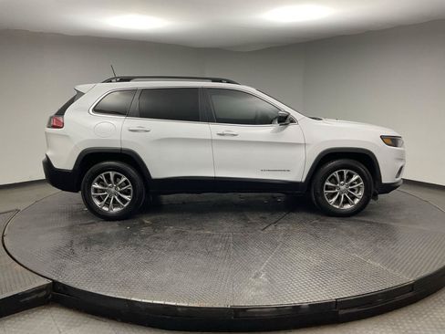 Used 2022 Jeep Cherokee Latitude Lux w/ Sun & Sound Group AWD/4WD image 8