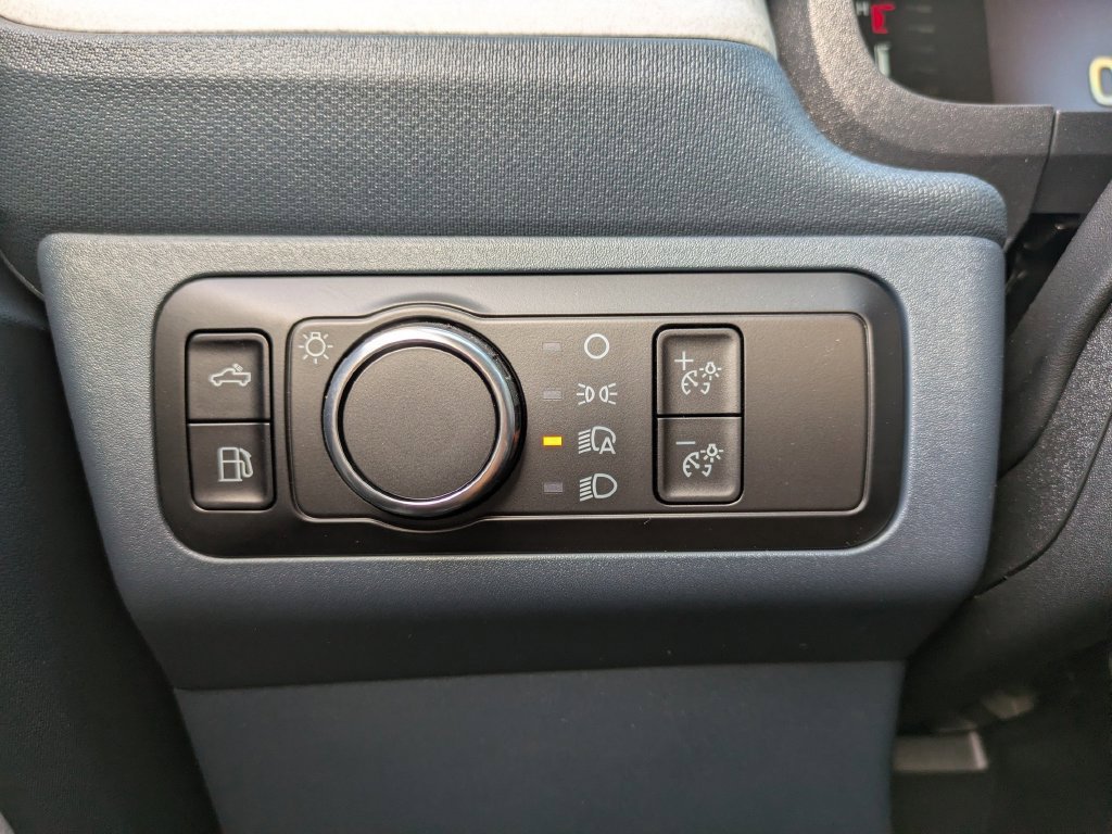 New 2026 Ford Maverick XLT w/ XLT Luxury Package FWD image 24