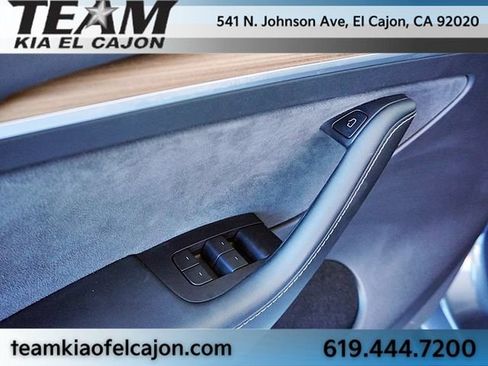 Used 2022 Tesla Model Y Long Range AWD/4WD image 26