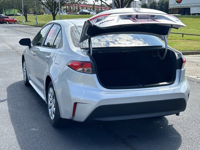 New 2026 Toyota Corolla LE FWD image 9