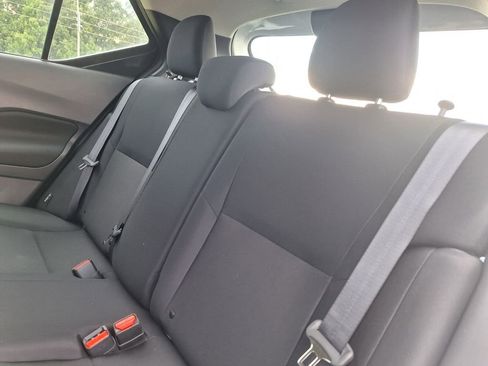 New 2025 Nissan Kicks Play S image 23