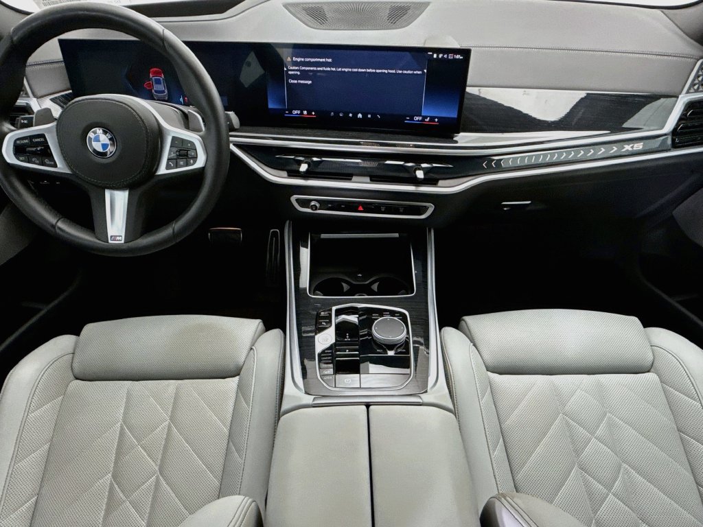 Certified 2025 BMW X5 xDrive40i w/ M Sport Package AWD/4WD image 13
