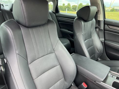 Used 2021 Honda Accord Touring image 35