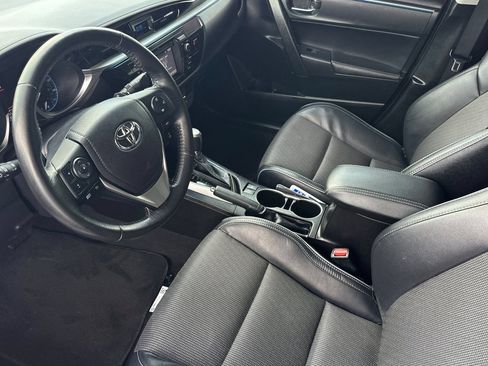 Used 2015 Toyota Corolla S FWD image 9