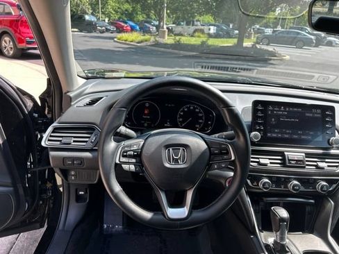 Used 2018 Honda Accord EX-L image 13