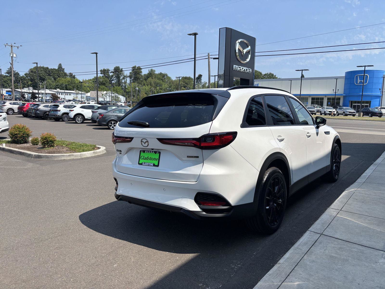New 2026 MAZDA CX-70 3.3 Turbo w/ Preferred Package AWD/4WD image 4