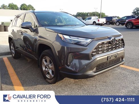 Used 2025 Toyota RAV4 XLE w/ Convenience Package AWD/4WD image 1