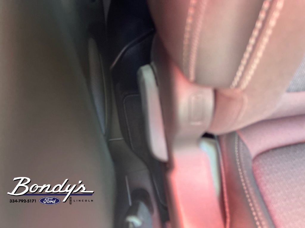 Used 2023 Buick Encore GX Select FWD image 17