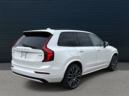 New 2026 Volvo XC90 B6 Ultra w/ Protection Package image 5