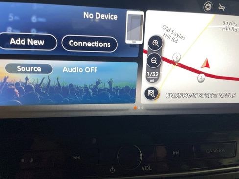 Used 2024 Nissan Altima 2.5 SR w/ SR Premium Package image 12