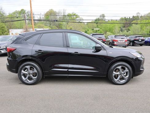 Used 2024 Ford Escape ST-Line AWD/4WD image 8