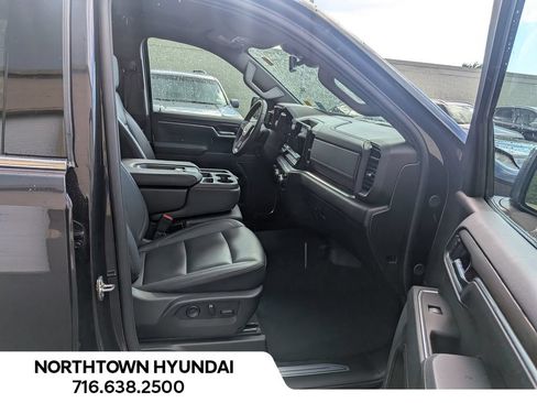Used 2026 GMC Sierra 1500 SLT AWD/4WD image 33
