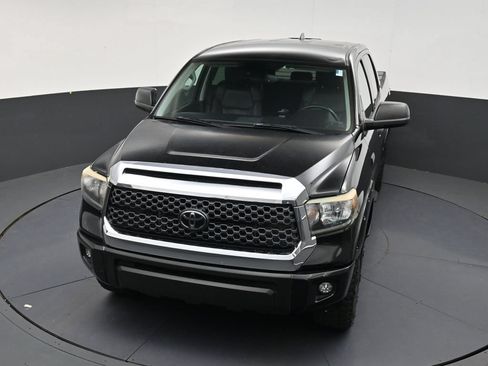 Used 2020 Toyota Tundra SR5 w/ SR5 Leather Package AWD/4WD image 19