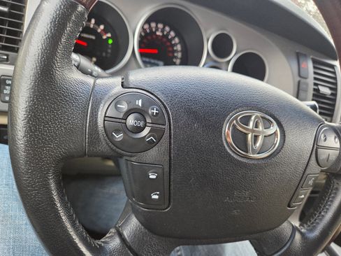 Used 2012 Toyota Sequoia Platinum image 14