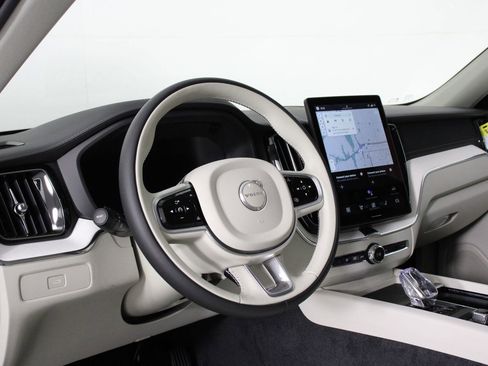 New 2026 Volvo XC60 B5 Ultra w/ Protection Package Premier image 8