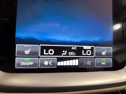 Used 2025 Subaru Outback Limited XT image 22