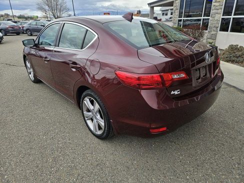 Used 2014 Acura ILX w/ Technology Package image 3