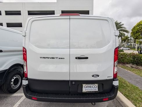 New 2026 Ford Transit 250 Low Roof image 9