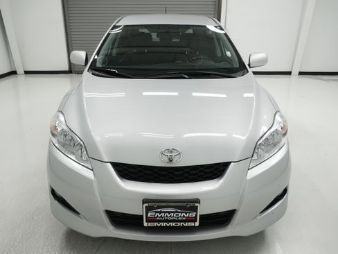 Used 2012 Toyota Matrix S image 2