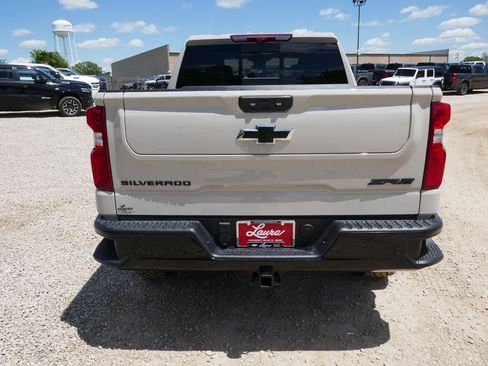 New 2026 Chevrolet Silverado 1500 ZR2 w/ Dark Appearance Package AWD/4WD image 7