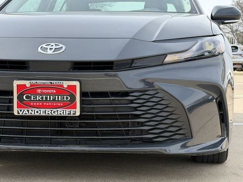 Certified 2025 Toyota Camry LE image 9