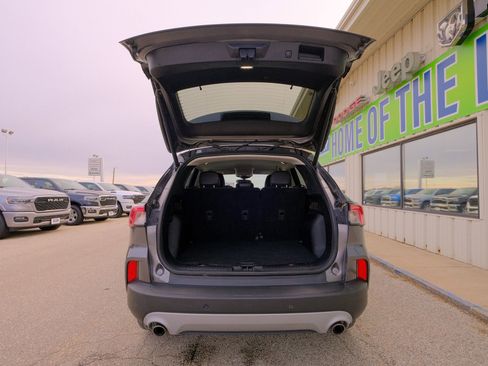 Used 2022 Ford Escape SEL image 23