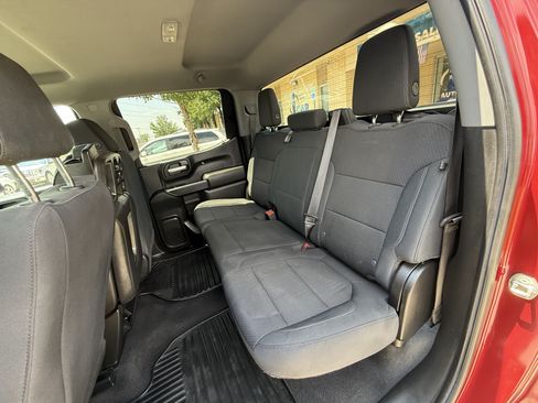 Used 2020 Chevrolet Silverado 1500 Custom Trail Boss w/ Custom Convenience Package AWD/4WD image 10