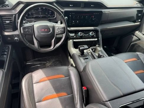 Certified 2023 GMC Sierra 1500 AT4 w/ Technology Package AWD/4WD image 11