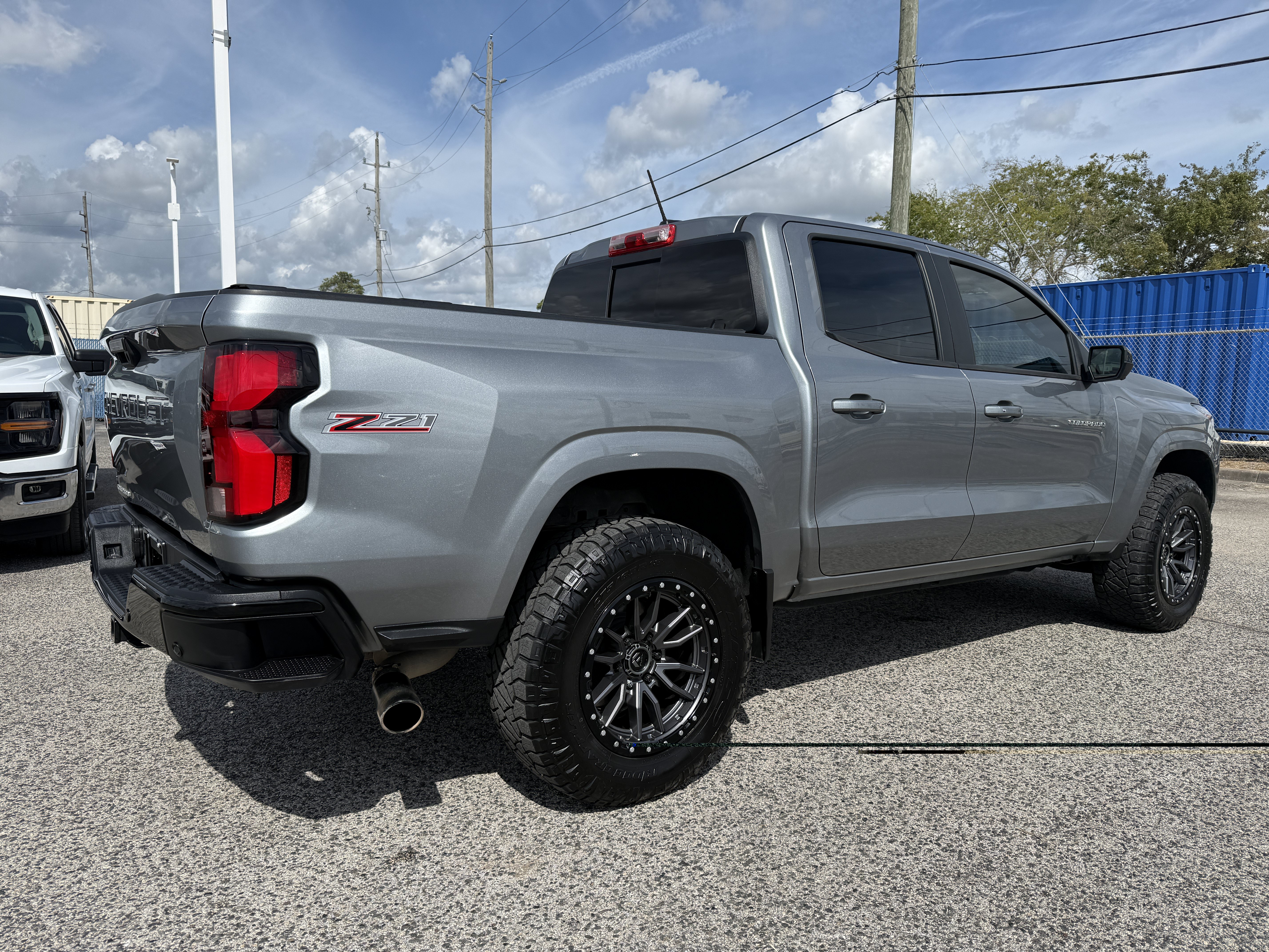 Used 2024 Chevrolet Colorado Z71 w/ Z71 Convenience Package 2 AWD/4WD image 2