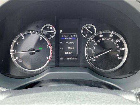 Used 2022 Lexus GX 460 Premium image 12