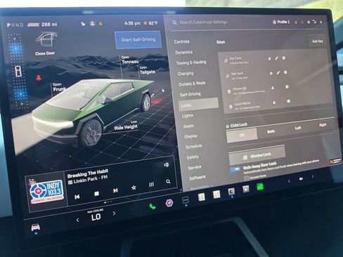 Used 2024 Tesla Cybertruck Cyberbeast AWD/4WD image 41