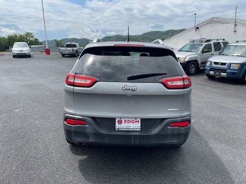 Used 2015 Jeep Cherokee Latitude image 7