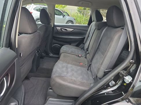 Used 2015 Nissan Rogue S AWD/4WD image 13
