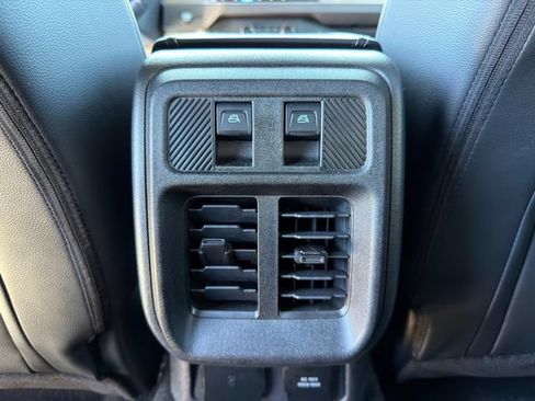 Used 2025 Ford Bronco Outer Banks AWD/4WD image 16