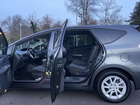 Used 2012 Toyota Prius V Three image 24