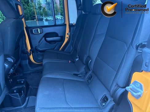 Certified 2021 Jeep Gladiator Sport AWD/4WD image 37
