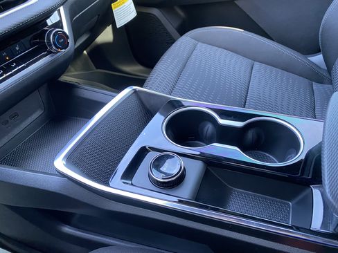 Used 2026 Chevrolet Equinox LT image 29